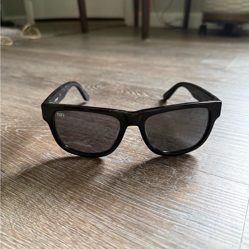 SR Black Women’s Sunglasses - Classic Square Frame